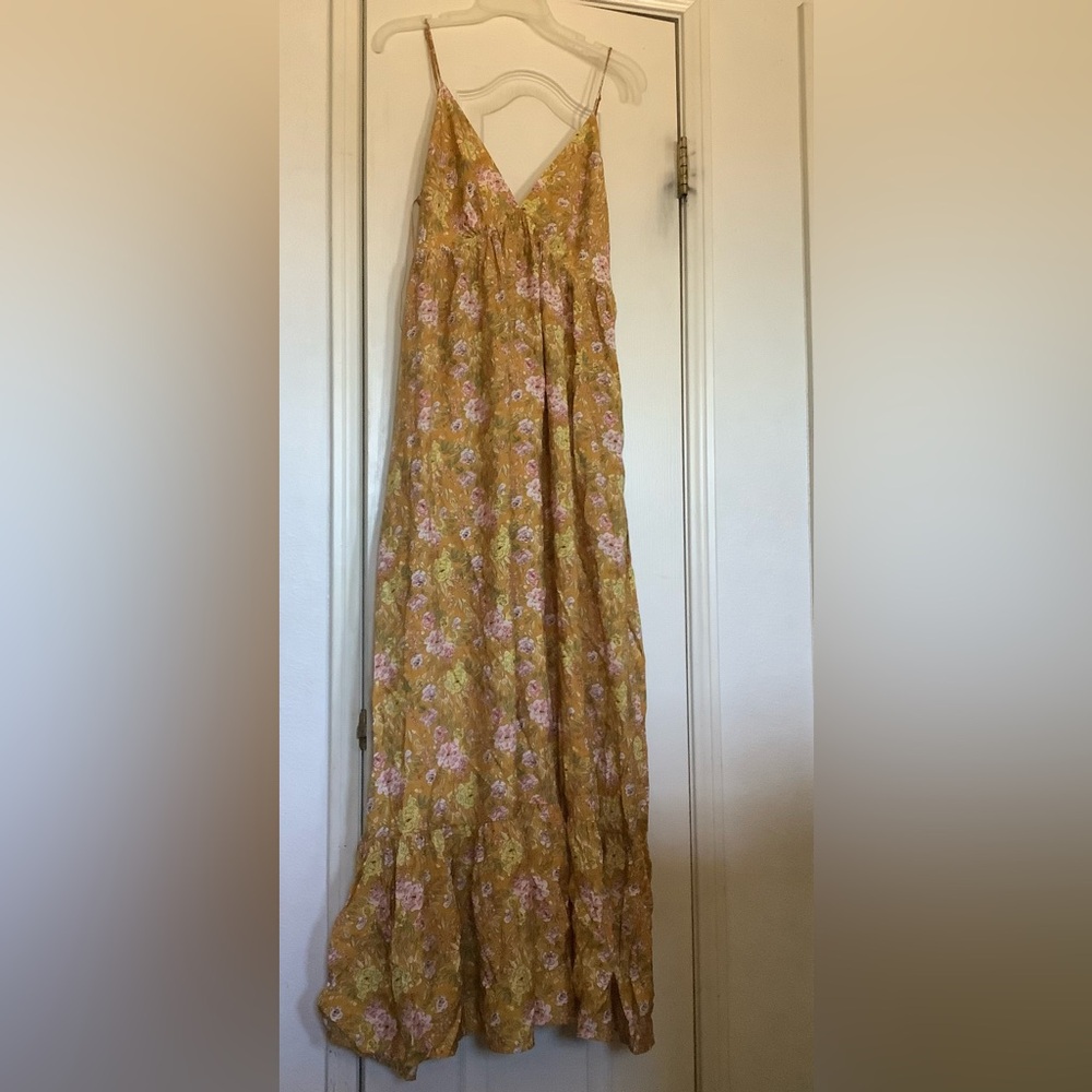 👗Maxi Dress🎀 - Picture 4 of 4